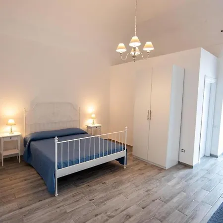 In Bb - Palazzo Daquino - Family With Bathroom Guest house Boscoreale